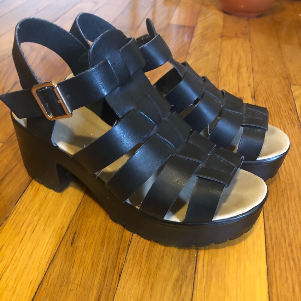 Gladiator Sandals ✨